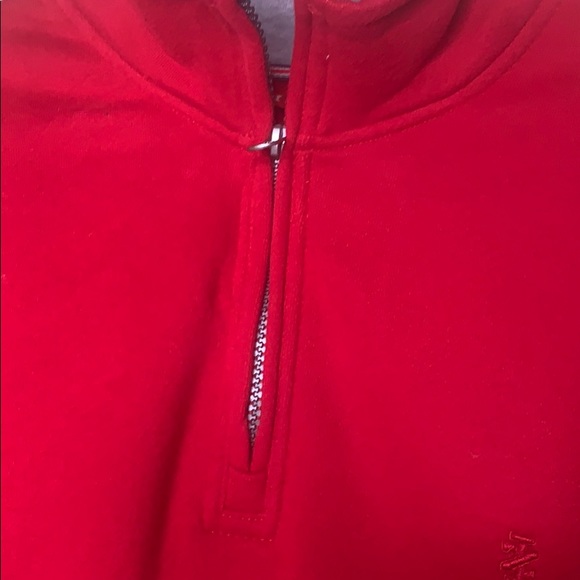 IZOD Men’s Quarter Zip - Picture 3 of 5